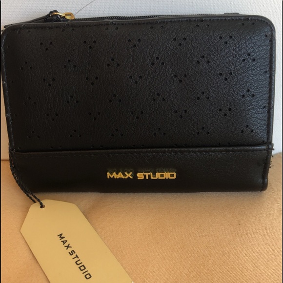 max studio wallet